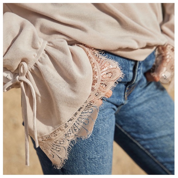 18 Boho Fabulous Lace Cuff Ruffled Long Sleeve - Picture 6 of 8